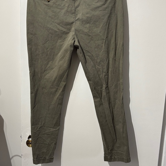 🎉4/30$🎉 Tommy Hilfiger Khaki Slim Fit Pants - Picture 5 of 5